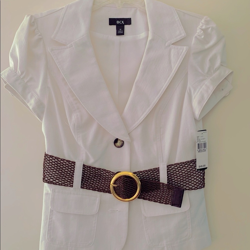 White Blazer, Size Medium, but it is more like Small or size 6.